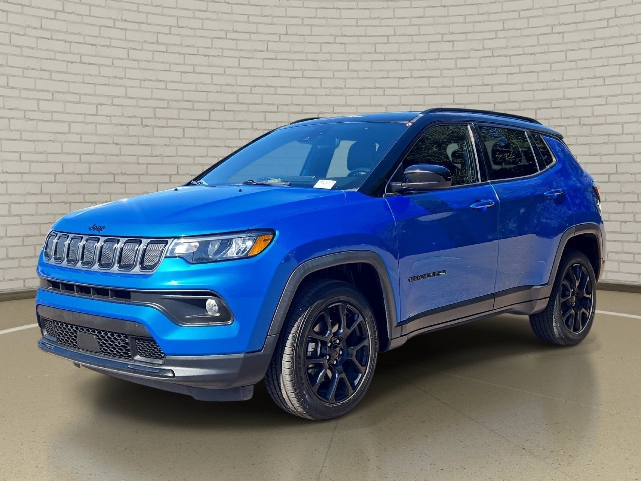 Used 2022 Jeep Compass Latitude w/ Convenience Group AWD/4WD image 1