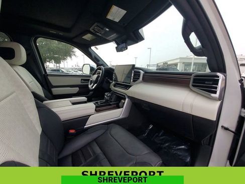 Used 2024 Toyota Sequoia Capstone image 30