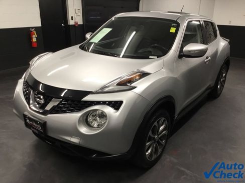 Used 2017 Nissan Juke SV AWD/4WD image 6