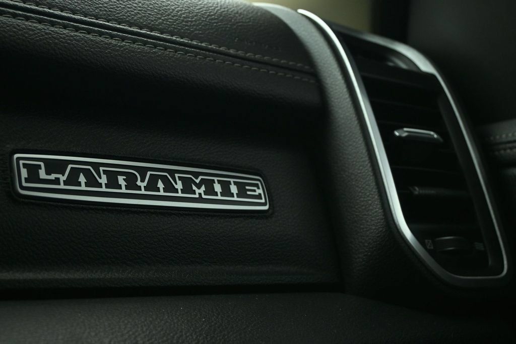 Used 2020 RAM 1500 Laramie RWD image 19