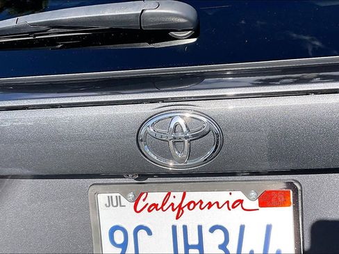 Certified 2022 Toyota RAV4 TRD Off-Road image 31