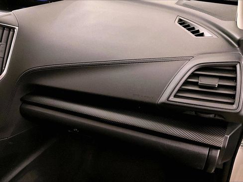 Used 2018 Subaru Crosstrek 2.0i Premium w/ Moonroof Package image 15