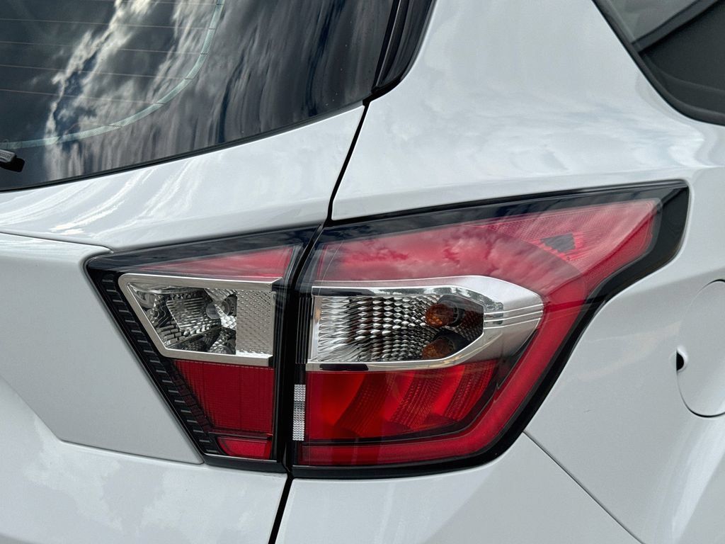 Used 2017 Ford Escape S FWD image 29