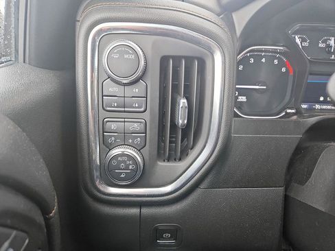 Used 2021 GMC Sierra 1500 AT4 image 19