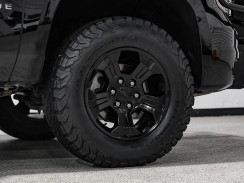 Used 2018 Chevrolet Tahoe LT AWD/4WD image 67