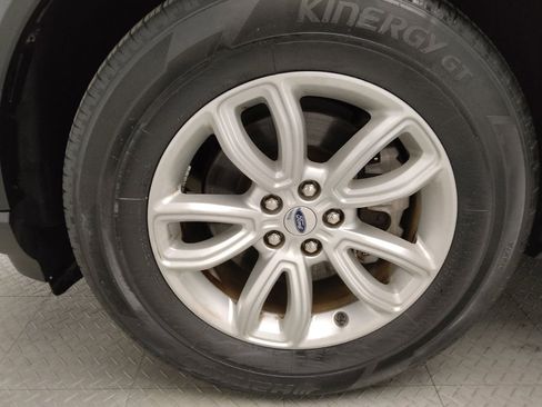 Used 2021 Ford Explorer 2WD image 31