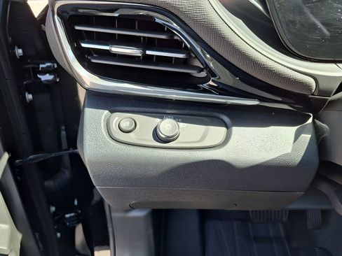 New 2026 Buick Envista Sport Touring w/ Convenience I Package FWD image 35