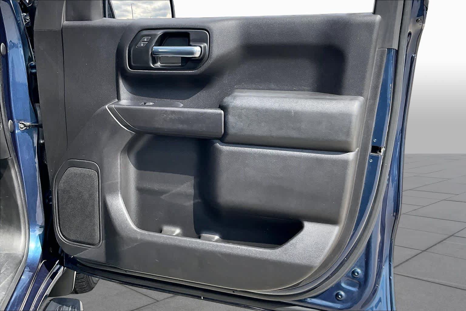 Used 2020 Chevrolet Silverado 1500 Custom w/ Custom Value Package RWD image 20