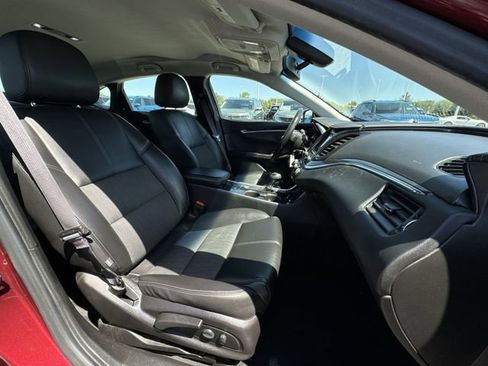 Used 2016 Chevrolet Impala LT w/ Convenience Package FWD image 26