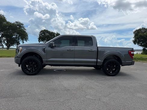 Used 2022 Ford F150 Lariat w/ Equipment Group 502A High AWD/4WD image 2