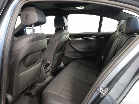 Used 2021 BMW 530i w/ Convenience Package image 10