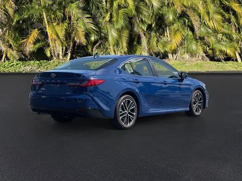 Used 2026 Toyota Camry XLE FWD image 4