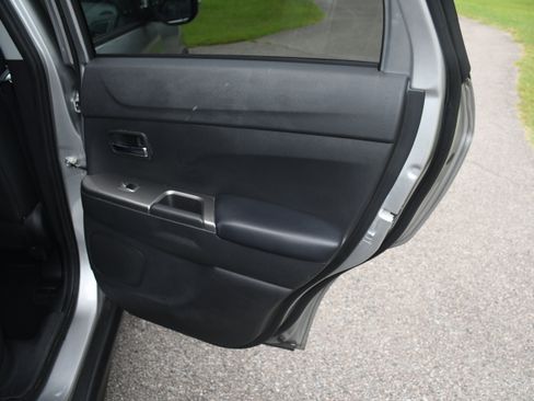 Used 2024 Mitsubishi Outlander Sport SE AWD/4WD image 19