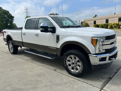 Used 2017 Ford F350 King Ranch w/ Chrome Package AWD/4WD image 9
