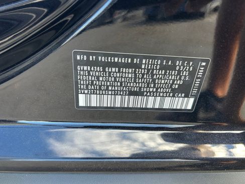 Certified 2025 Volkswagen Jetta GLI Autobahn FWD image 24