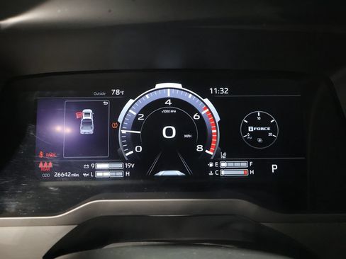 Used 2024 Toyota Tundra Limited AWD/4WD image 41