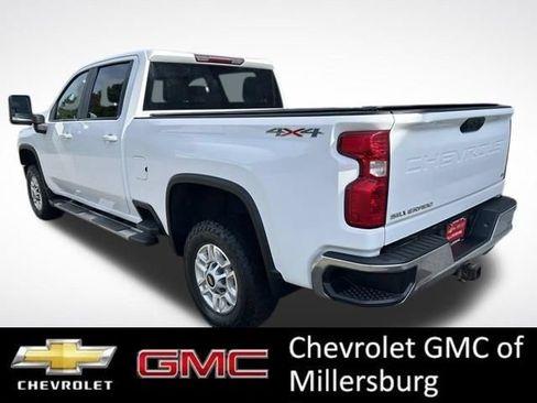 Used 2021 Chevrolet Silverado 2500 LT w/ Convenience Package AWD/4WD image 6