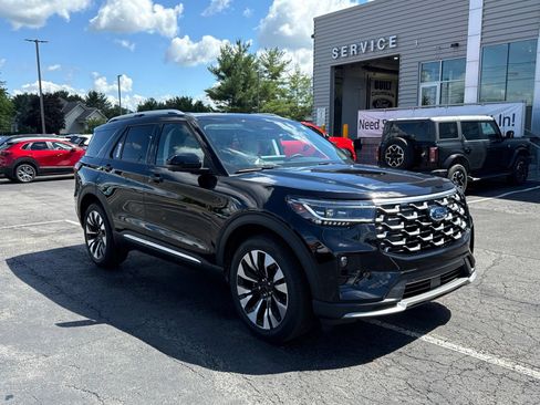 New 2026 Ford Explorer Platinum w/ LUX Leather Package AWD/4WD image 17