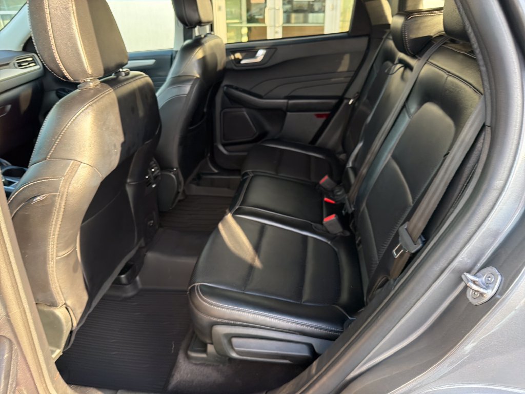 Used 2022 Ford Escape SEL AWD/4WD image 21