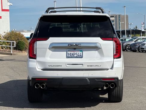 Used 2022 GMC Yukon Denali AWD/4WD image 8