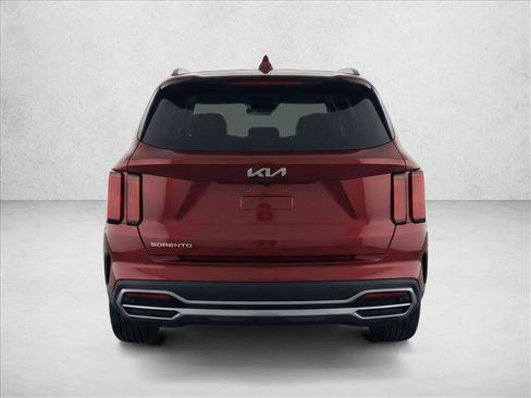 Used 2023 Kia Sorento SX FWD image 6