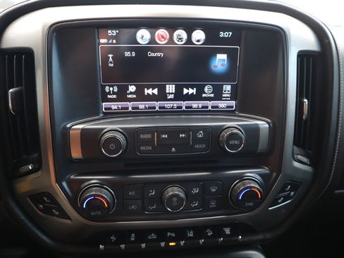 Used 2018 Chevrolet Silverado 2500 LTZ w/ Duramax Plus Package image 11