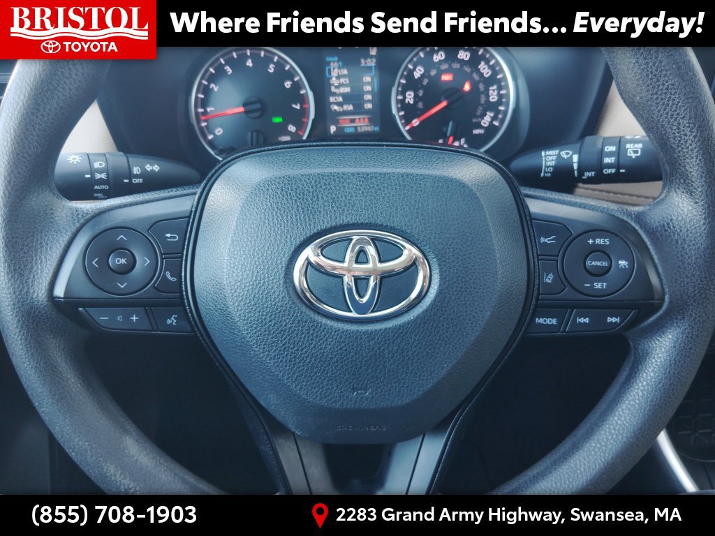 Used 2021 Toyota RAV4 XLE w/ Convenience Package AWD/4WD image 23