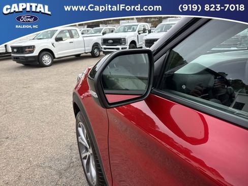 Certified 2025 Ford Explorer Platinum w/ Ultimate Package image 12