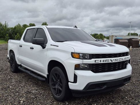 Used 2021 Chevrolet Silverado 1500 Custom w/ Rally Edition AWD/4WD image 2
