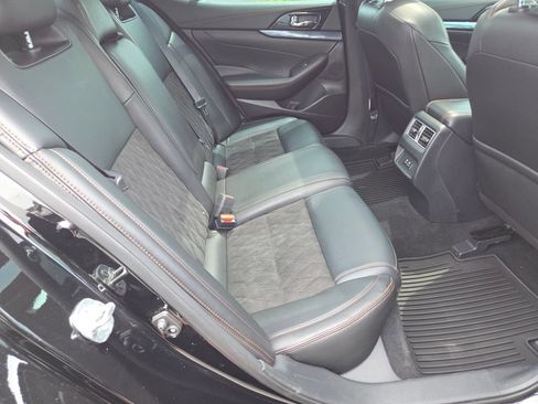 Used 2023 Nissan Maxima SR w/ Sport Mat Group FWD image 20