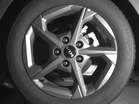 Used 2025 Kia K4 LXS image 14