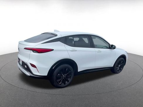 Used 2025 Buick Envista Sport Touring image 14