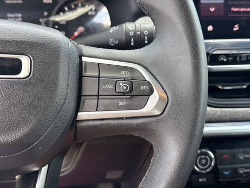 Certified 2024 Jeep Compass Latitude AWD/4WD image 21