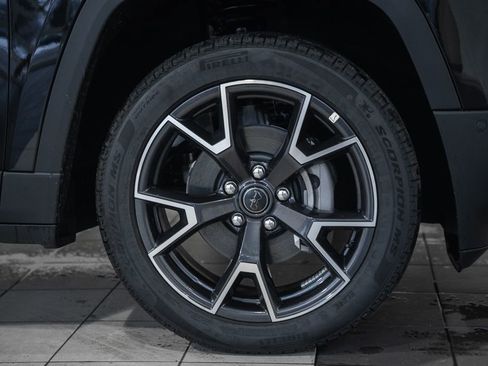 New 2026 Jeep Cherokee Overland image 18