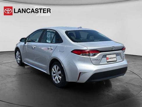 Used 2024 Toyota Corolla LE FWD image 5