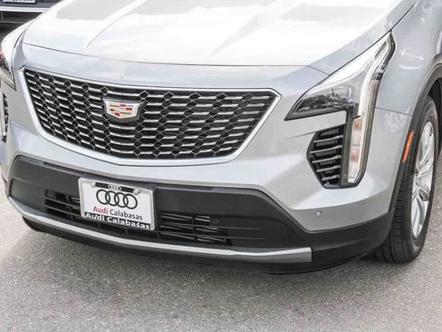 Used 2023 Cadillac XT4 Premium Luxury image 8