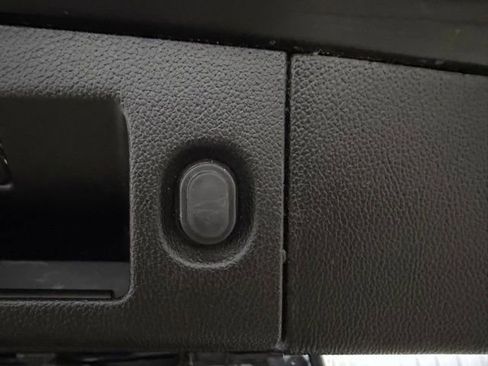 Used 2020 GMC Yukon Denali w/ Open Road Package image 11