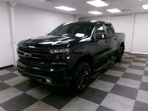 Used 2021 Chevrolet Silverado 1500 LT Trail Boss w/ Convenience Package II AWD/4WD image 1