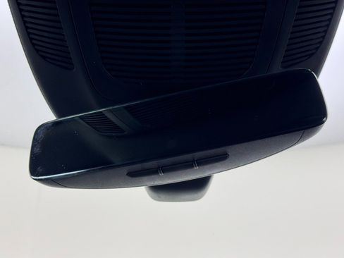 Used 2024 Mercedes-Benz GLS 450 4MATIC image 44