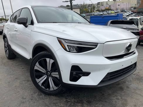 Used 2023 Volvo C40 P8 Recharge Plus AWD/4WD image 1