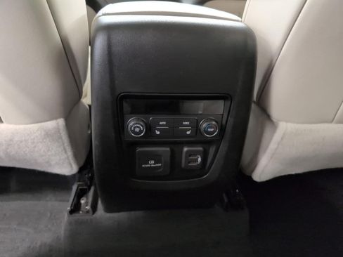 Certified 2023 Buick Enclave Avenir w/ Avenir Technology Package AWD/4WD image 22