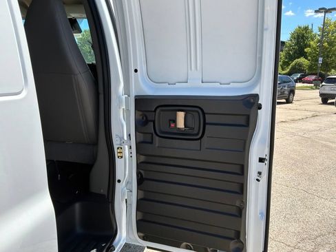 New 2026 GMC Savana 2500 Extended w/ Safety Package RWD image 61