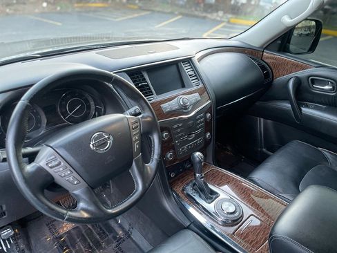 Used 2019 Nissan Armada Platinum w/ Captain's Chairs Package image 12