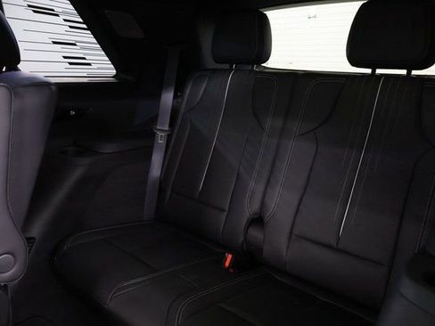 New 2026 Cadillac Vistiq Sport image 28