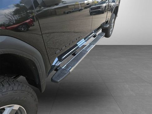 New 2026 GMC Sierra 2500 SLT w/ SLT Premium Package AWD/4WD image 34