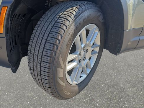 Used 2025 Land Rover Defender 110 S image 30