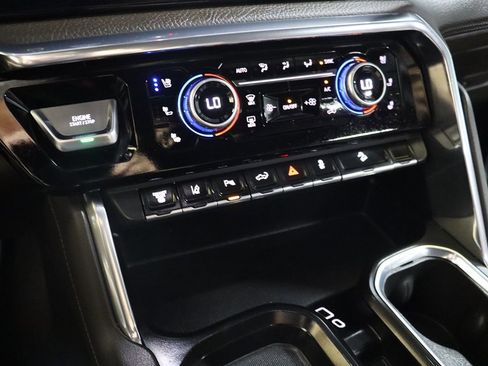 Used 2024 GMC Sierra 2500 Denali w/ Denali Reserve Package image 71