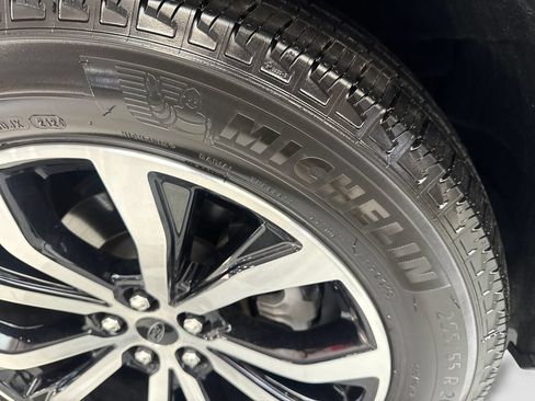 Used 2025 Ford Explorer ST-Line w/ Premium Package RWD image 89