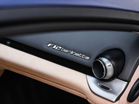Used 2016 Ferrari F12 Berlinetta RWD image 32