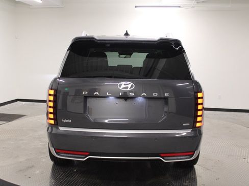 Used 2026 Hyundai Palisade Calligraphy image 6